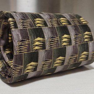 KEITH DANIELS 100% Silk Hand Made Olive Green & Gold Urban Necktie Executive Tie